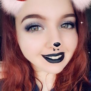 Meet your Posher, Tabitha